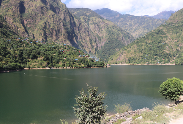 Slider Image: रुकुम पश्चिमको सौन्दर्य: स्यार्पु ताल
